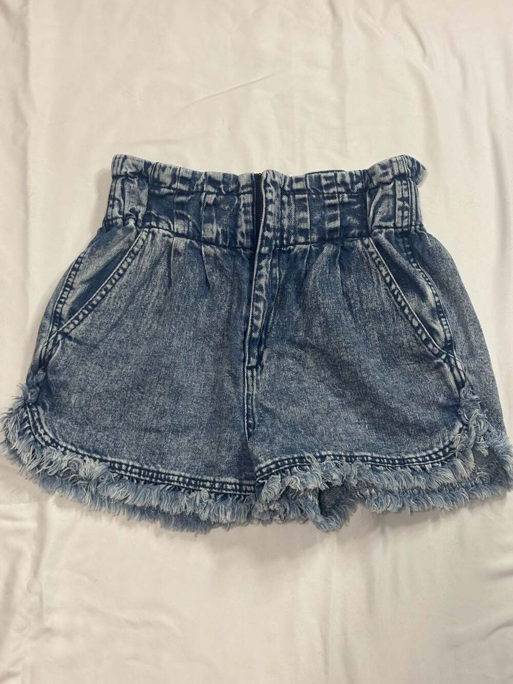 tgla Paper Bag Denim Shorts Size XS Acid Wash Pleated Frayed Hem